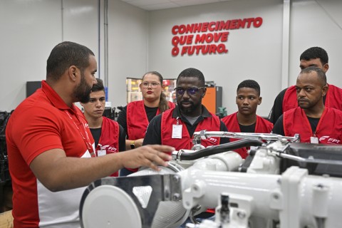 PROGRAMA EDUCAR FPT ABRE A PORTA PARA A FORMAÇÃO DE JOVENS ESPECIALISTAS EM MOTORES